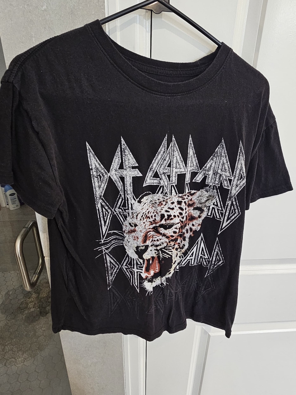 Def Leppard Black Graphic Leopard Band Tee